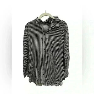 Grand & Greene Black and White Stripe Top Size Medium